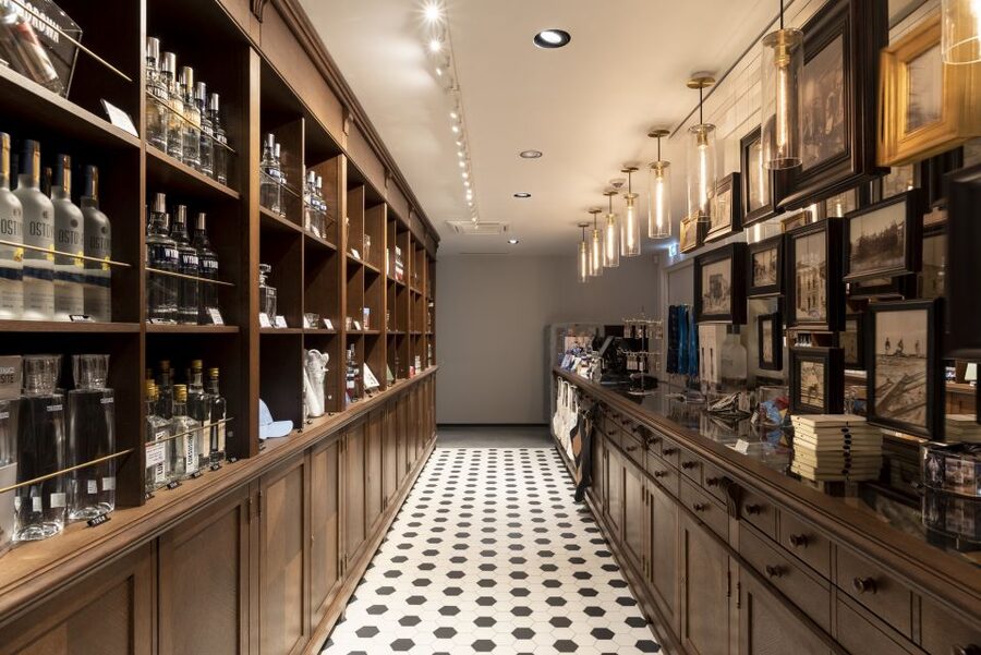 Warsaw: Polish Vodka Museum Tour with Tasting - Vodka Academy tasting workshop: comparing 4 vodkas like a pro