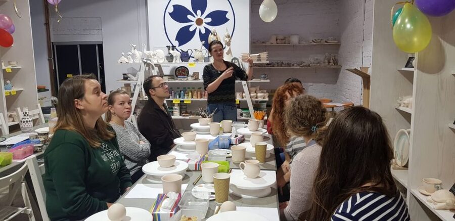 Warsaw: Pottery Decorating Ceramic Workshop - Presentation and Ceramics Context: Why Boleslawiec Patterns Matter