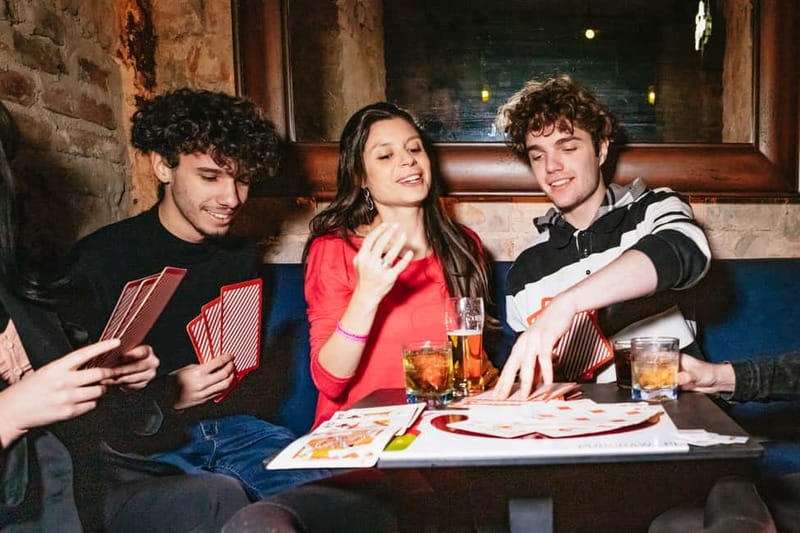 Warsaw: Pub Crawl with Optional 1-Hour Open Bar - Where You Meet: Labirynt Bar, Chmielna 5