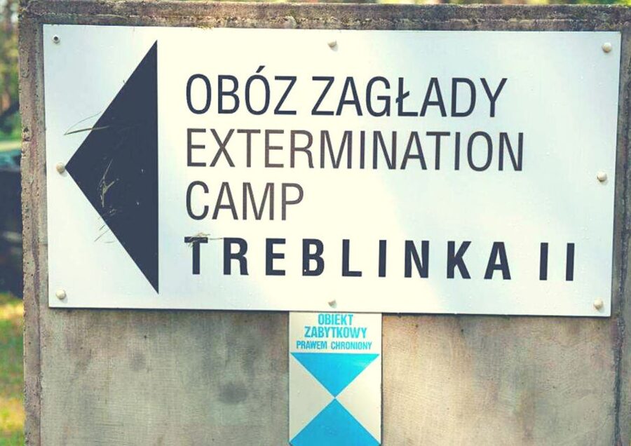 Warsaw: Small-Group Tour to Treblinka Extermination Camp - From Warsaw to Treblinka: a 6-hour plan that respects your attention