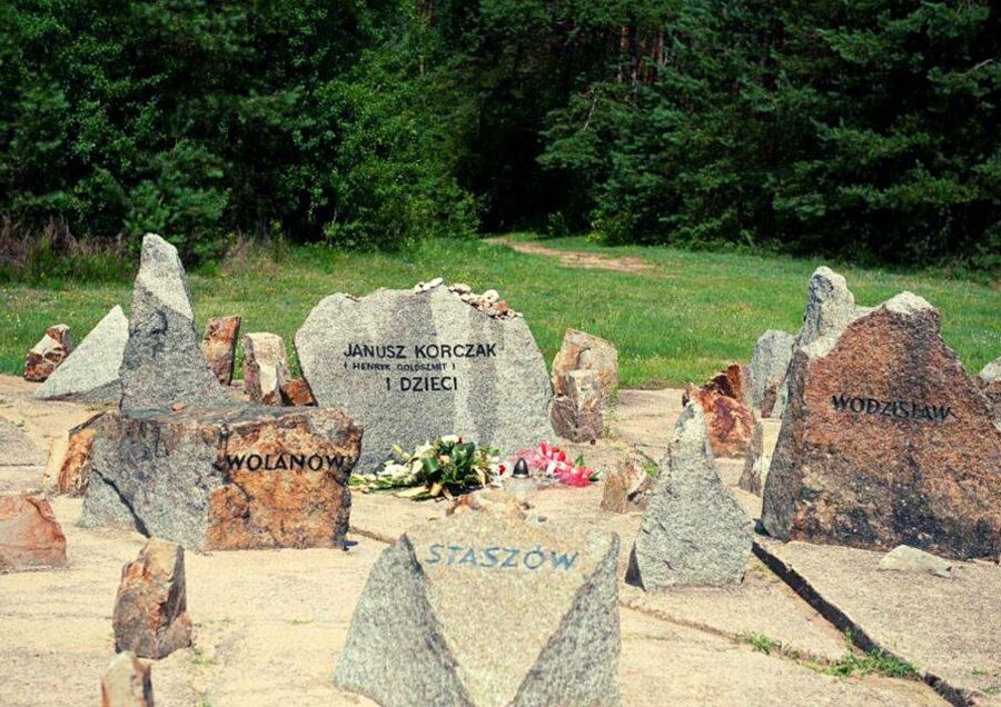 Warsaw: Small-Group Tour to Treblinka Extermination Camp - The 1943 escape attempt story: 840 prisoners and a human thread