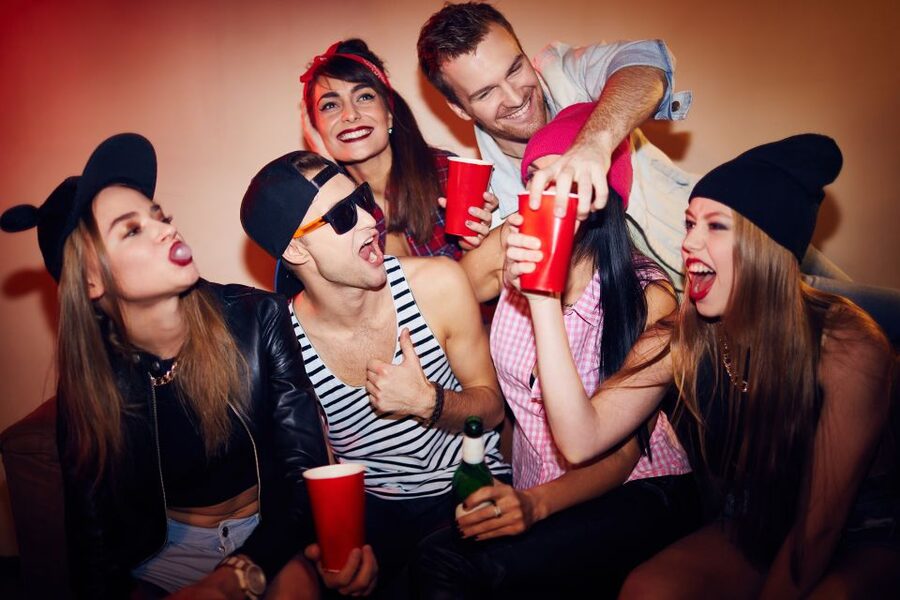 Warsaw: The Original Pub Crawl - Stop 1 and bars 2 to 3: how the venue changes affect the vibe