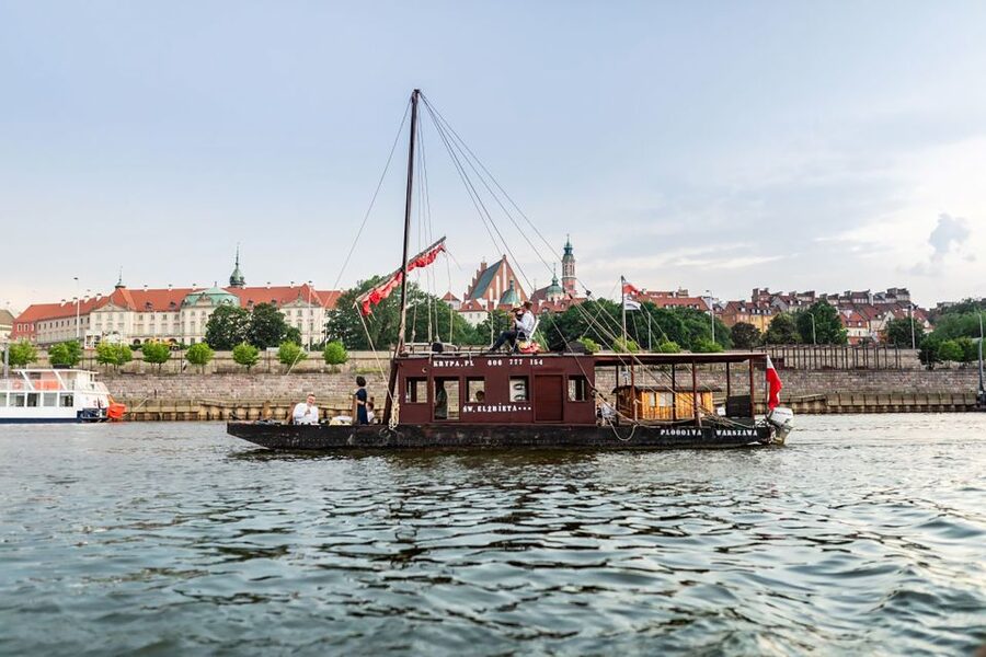 Warsaw: Traditional Galar Cruise on The Vistula River - Little practical tips that make the hour smoother