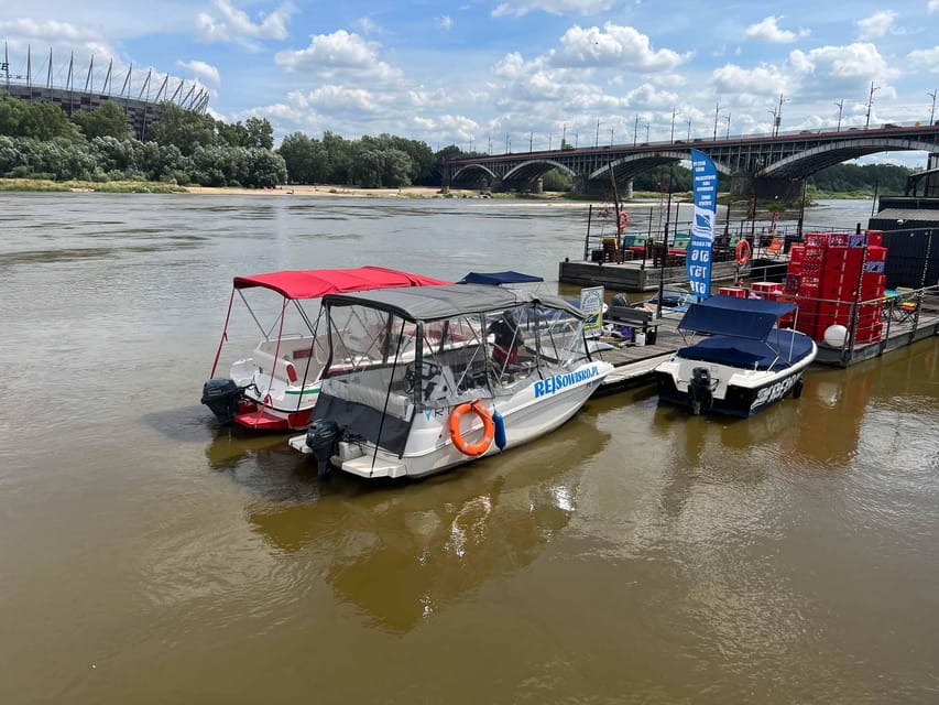 Warsaw: Vistula River Cruise with Your Music & City Views - The Śląsko-Dąbrowski Bridge and the Royal Castle photo stop