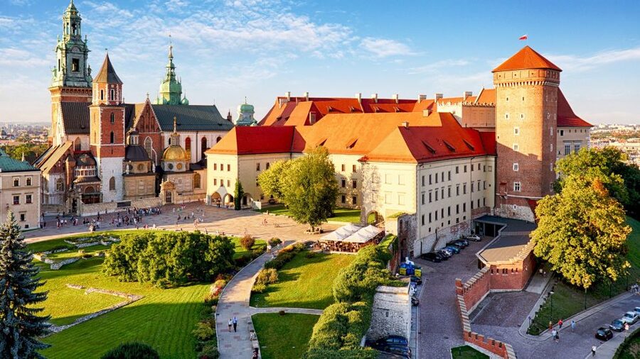 Wawel Hill Tour with Audio Guide - Kanonicza Street and Herbowa Gate, why the approach is part of the point