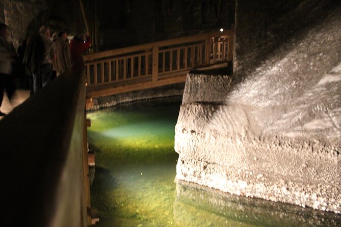 Wieliczka Salt Mine Guided Tour in Krakow - The practical 4-hour flow from Krakow to the mine