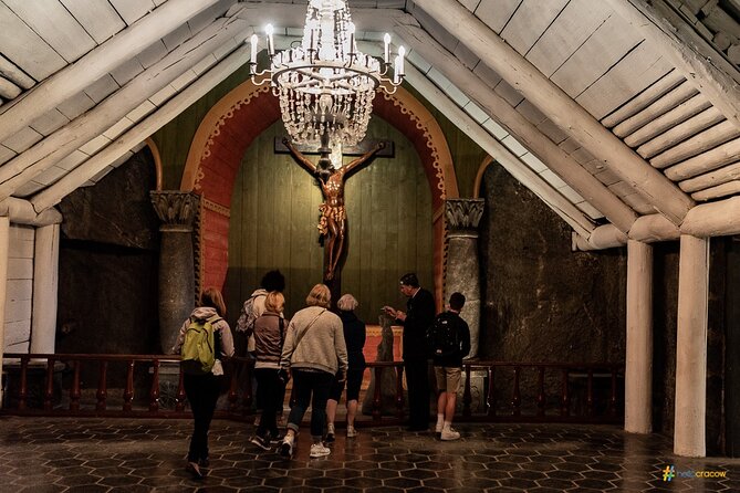 Wieliczka Salt Mine Guided Tour + Ticket & Transfer from Krakow - Inside Wieliczka: the 14°C reality check and the step count you can’t ignore