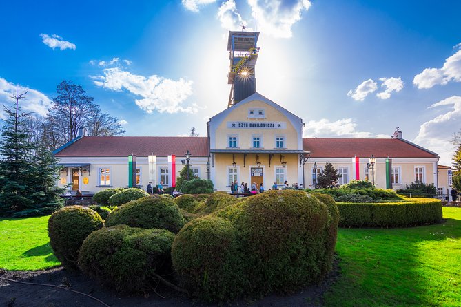 Wieliczka Salt Mine Skip the Line Ticket - What you actually learn on the live English guided tour