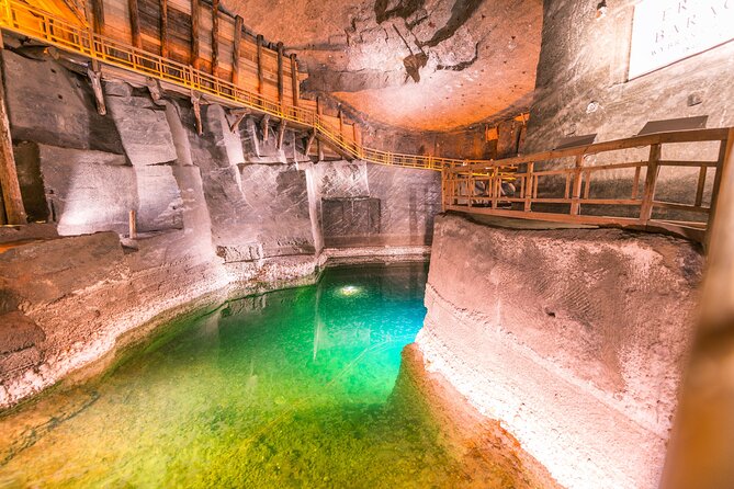 Wieliczka Salt Mine Skip the Line Ticket - The 135-meter descent and 3-kilometer route, in plain terms