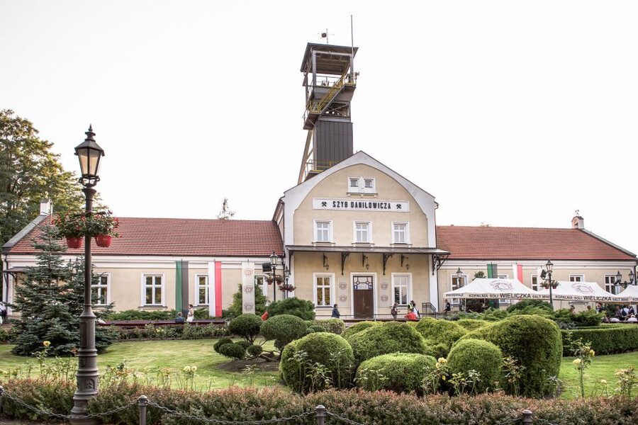Wieliczka Salt Mine Tour Including Hotel Pick-Up - Returning to the Surface: Elevator Timing and a Few Smart Choices
