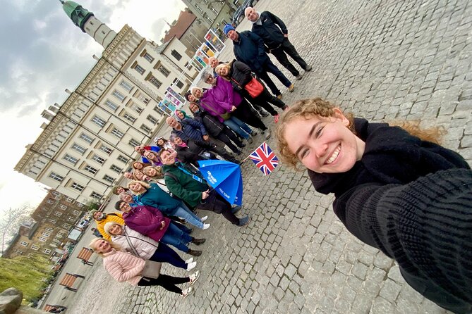 World War Two in Krakow: Jewish Quarter & Ghetto Tour - Meeting point and walking reality in 2 hours 30 minutes