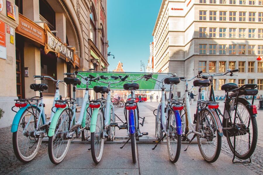 Wroclaw: 3-Hour Bike Tour in English or Polish - Why Wroclaw by bike feels like a shortcut to the real city