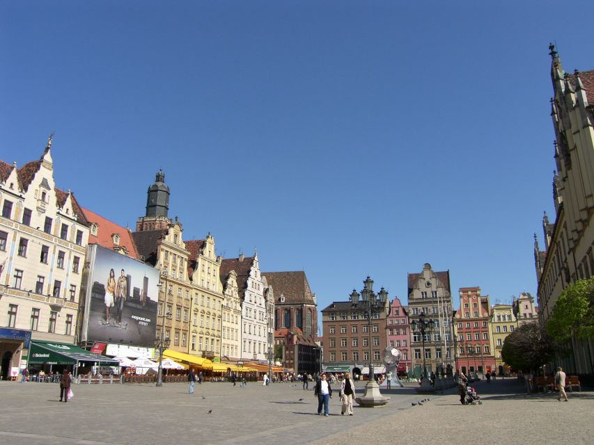 Wroclaw: City Walk and Cruise by Luxury Solar Catamaran - University of Wrocław area: a pass-by that still adds context