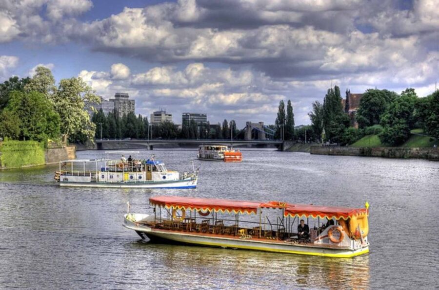 Wrocław: city walk with a professional guide and cruise - Key things I’d prioritize on this Wrocław walk and cruise