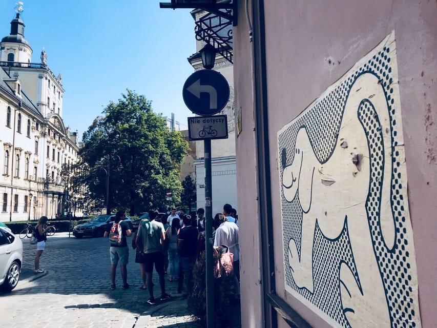 Wroclaw: Guided City Walk in Spanish - Ostrow Tumski ending: Cathedral of St. John the Baptist and the spiritual quarter mood