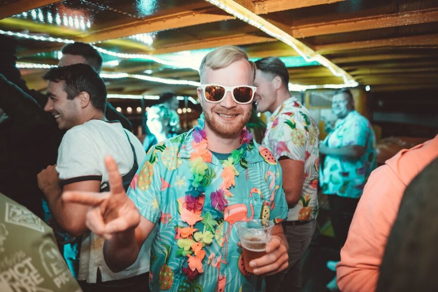 Wroclaw: Oder River Boat Party with Unlimited Drinks - Unlimited Drinks: What You Get, and How to Pace It