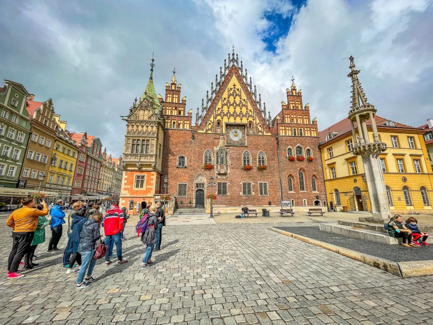 Wrocław: Old Town and Ostrów Tumski Walking Tour in English - Key Things You Will Notice on This Tour