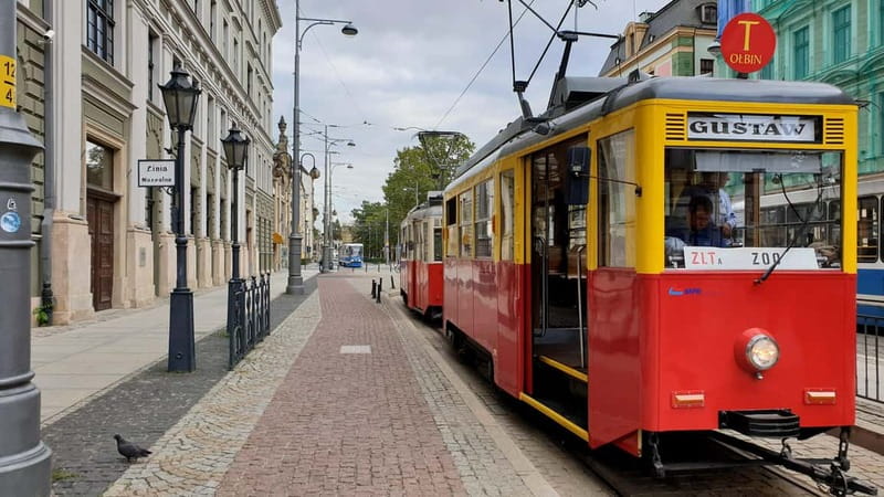 Wroclaw: Private Tour by smal Historic Tram 1,5h 13-16 seats - Świdnicka Street, the Old Market Area, and the Streets That Tell the Story