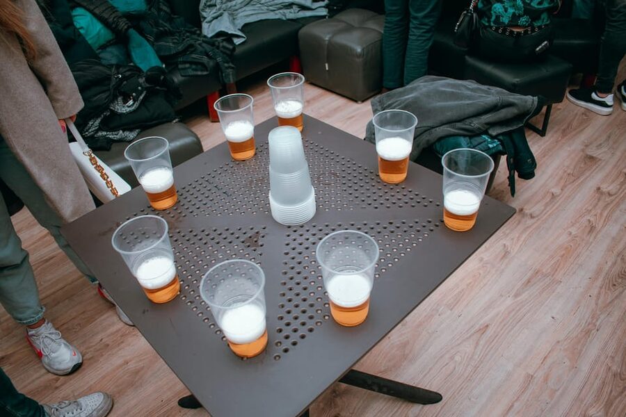 Wroclaw: Pub Crawl with Unlimited Drinks and VIP Club Entry - Entering Wrocław nightlife at 9:45 PM, right by The Pillory