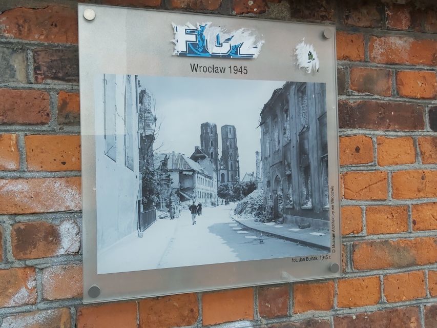 Wroclaw: Third Reich and World War Two Historical Tour - Sand Island and Cathedral Island: where the route lands