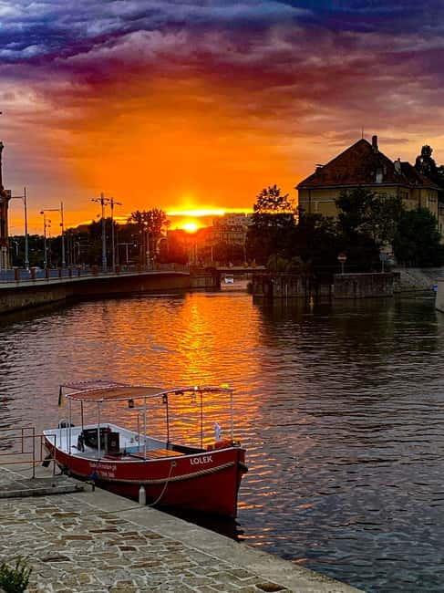 Wroclaw: Ticket for Old Town Boat Cruise - Onboard Bar and Drinks, If Your Boat Has It