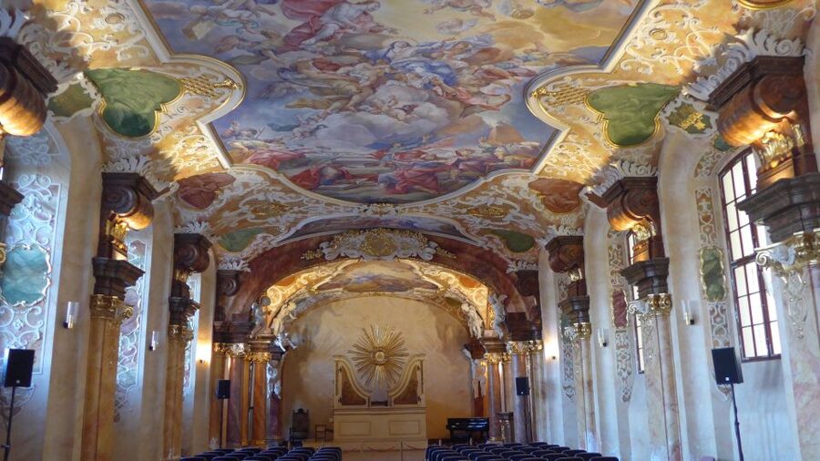 Wrocław University: Tour with Audio Guide & Admission - Oratorium Marianum: a different mood, same wow factor