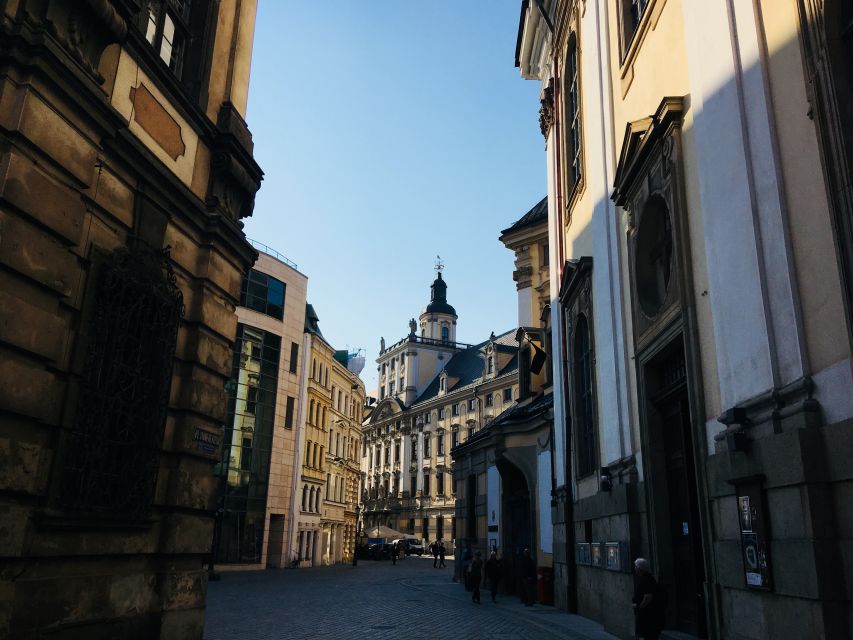 Wrocław University: Tour with Audio Guide & Admission - The audio guide that turns walls into stories