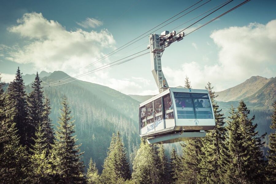 Zakopane & Tatra Mountains Private Full-Day Tour from Krakow - Chochołów: the wooden village stop that sets the tone