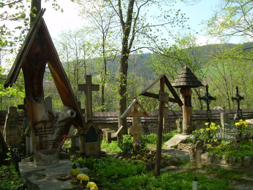 Zakopane & Tatra Mountains Private Full-Day Tour from Krakow - Peksowy Brzyzek: the wooden cemetery stop with real atmosphere